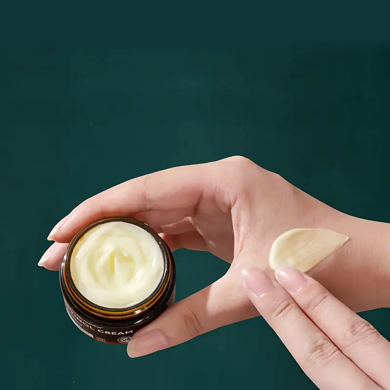 Vibrant Glamour Retinol Cream Restore Youthful Glow & Reduce Fine Lines